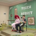 Skecz pt. rozmowa małżeńska