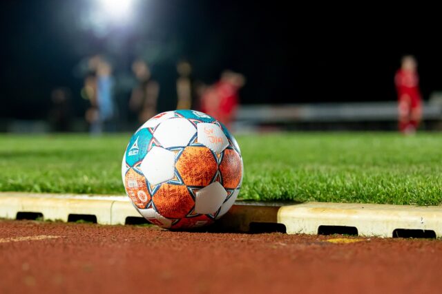 football-6994608_1280