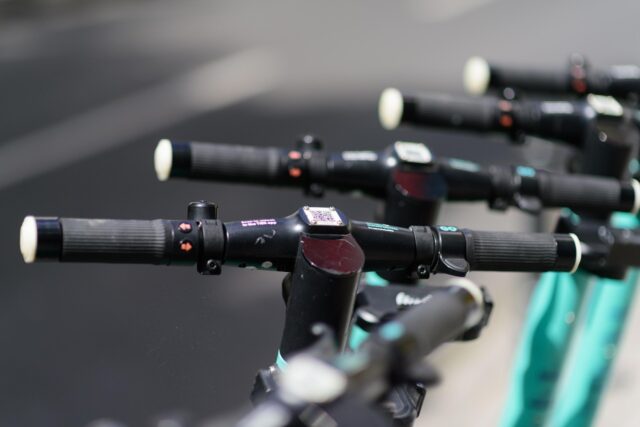 e-scooters-7383941_1280